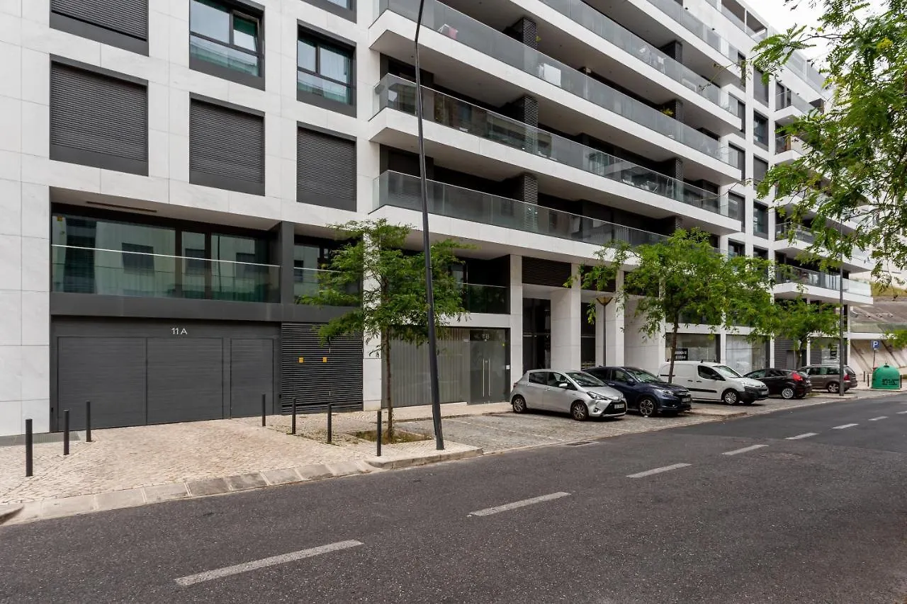 Modern 3Br With Terrace In Benfica By Host For Us Apartman Lisboa
