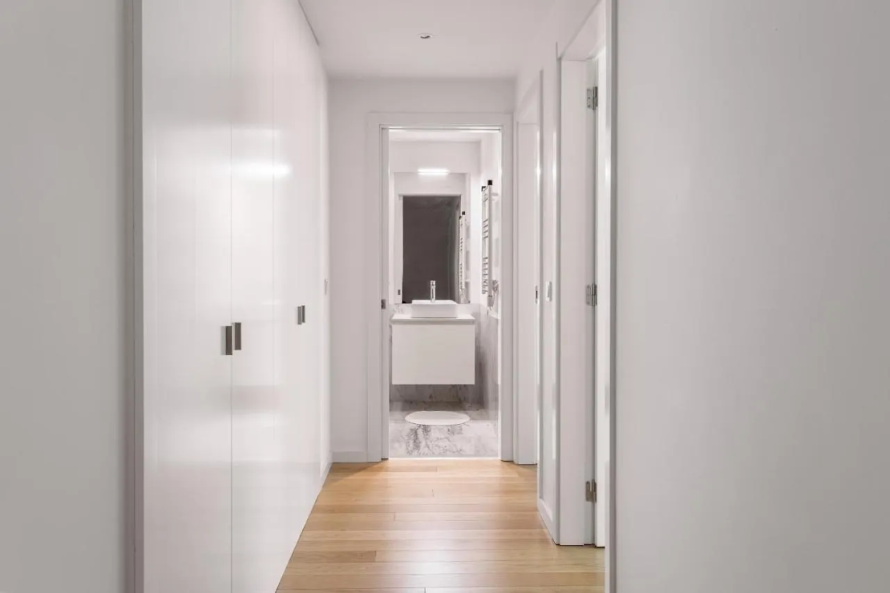 Modern 3Br With Terrace In Benfica By Host For Us Apartman Lisboa
