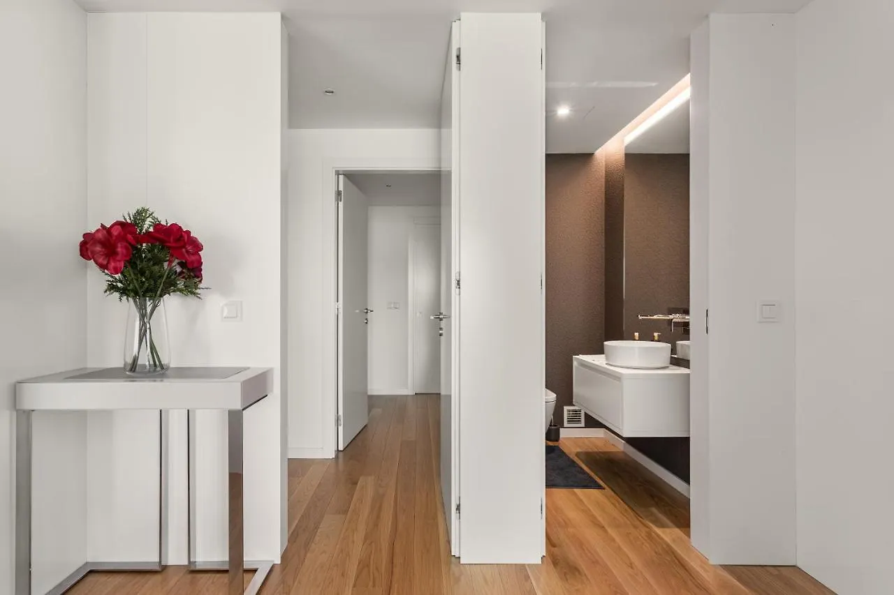 Modern 3Br With Terrace In Benfica By Host For Us Διαμέρισμα Lisboa 0*,