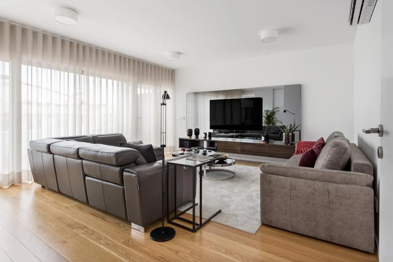 Modern 3Br With Terrace In Benfica By Host For Us Διαμέρισμα Lisboa Πορτογαλία