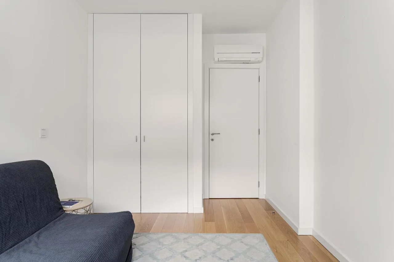 Modern 3Br With Terrace In Benfica By Host For Us Διαμέρισμα Lisboa